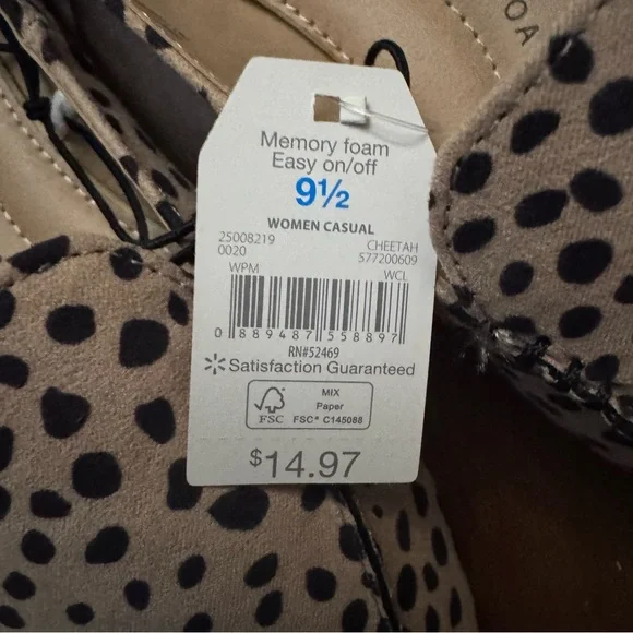 Time and Tru Women's Cream and Black Cheetah Ballet Flats - Picture 6 of 6